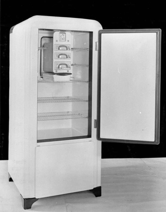 Servel Electrolux — absorption cooling, powered by heat